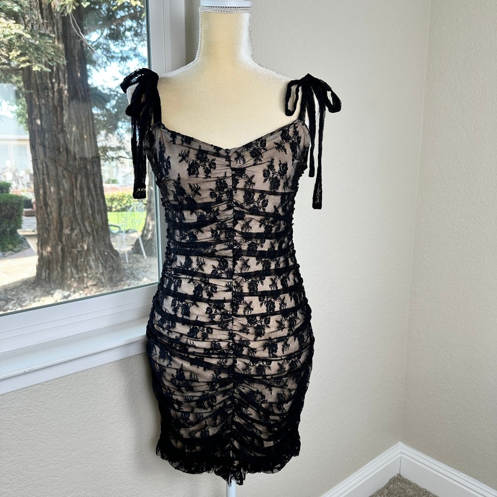 NWT Lulus Be Mine Forever Black Floral Lace Ruched Bodycon Dress L Date Night